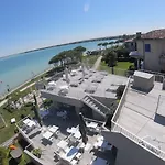 Ca' Serena Hotel 3*
