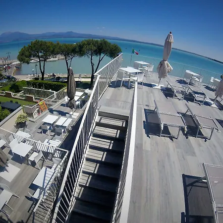 酒店 卡塞雷娜酒店 3*