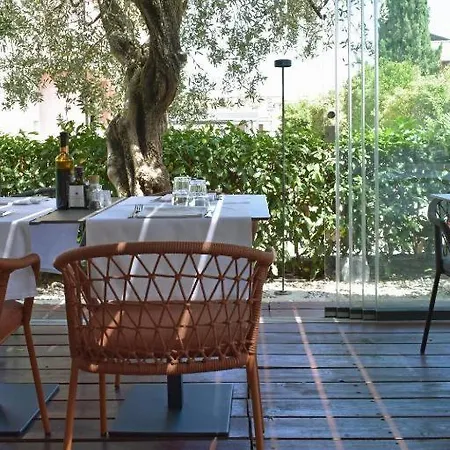 Ca' Serena 3* Sirmione