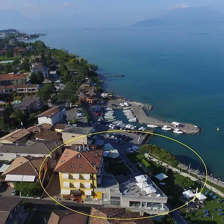 Hotel Ca' Serena 3*