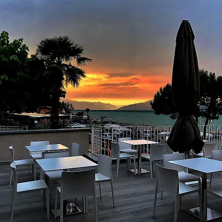 Szálloda Ca' Serena Sirmione