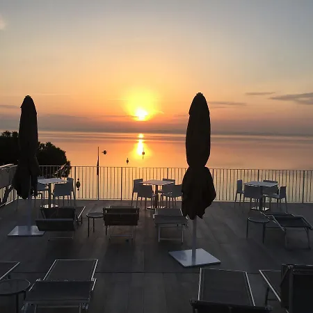 Hotel Ca' Serena 3*