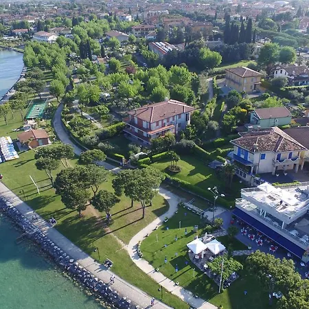 Ca' Serena 3* Σιρμιόνε